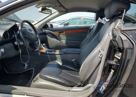 2005 Mercedes-Benz Sl 500 from USA, damaged, VIN WDBSK75F55F103653